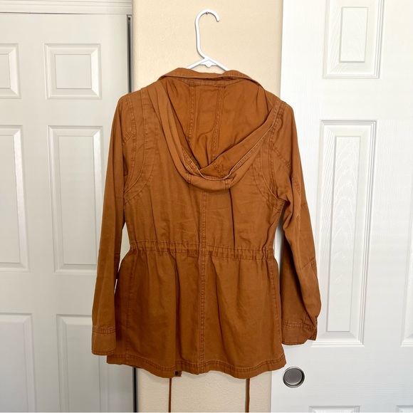 Universal Thread Jacket - Picture 4 of 5